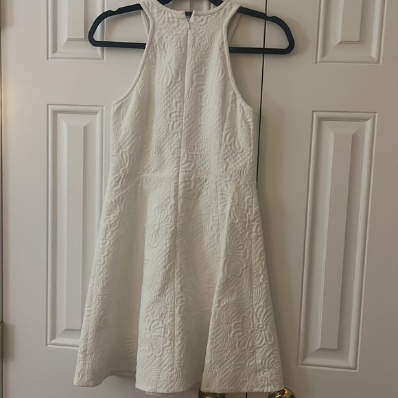 Gorgeous White Lilly Pulitzer Dress - Picture 5 of 7